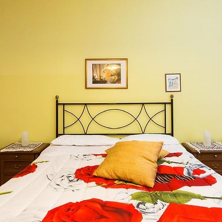 Moon House B&B Cagliari Bagian luar foto