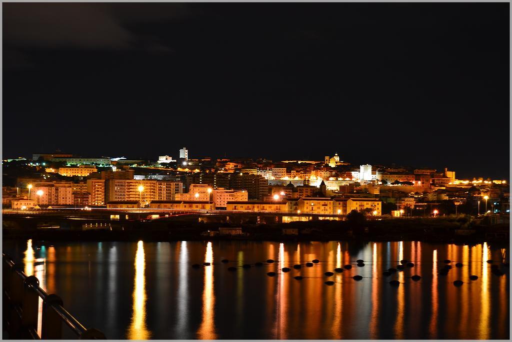 Moon House B&B Cagliari Ruang foto