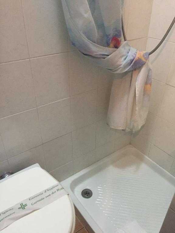 Moon House B&B Cagliari Bagian luar foto