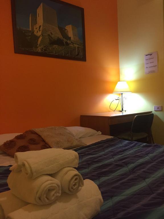Moon House B&B Cagliari Bagian luar foto