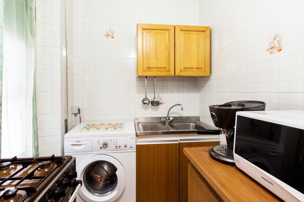Moon House B&B Cagliari Bagian luar foto